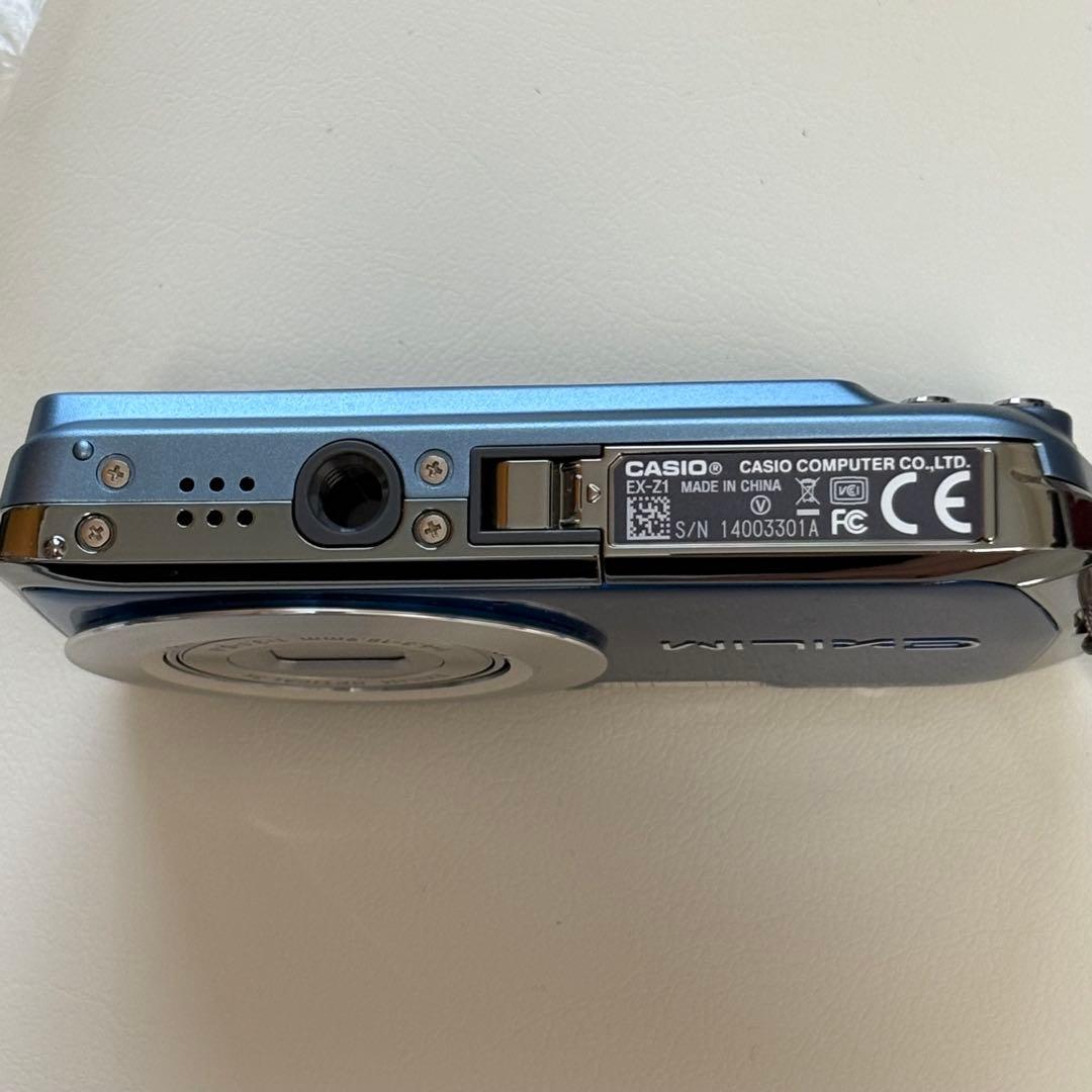 カシオ CASIO EX-Z1 デジカメ オールド ブルー カメラ