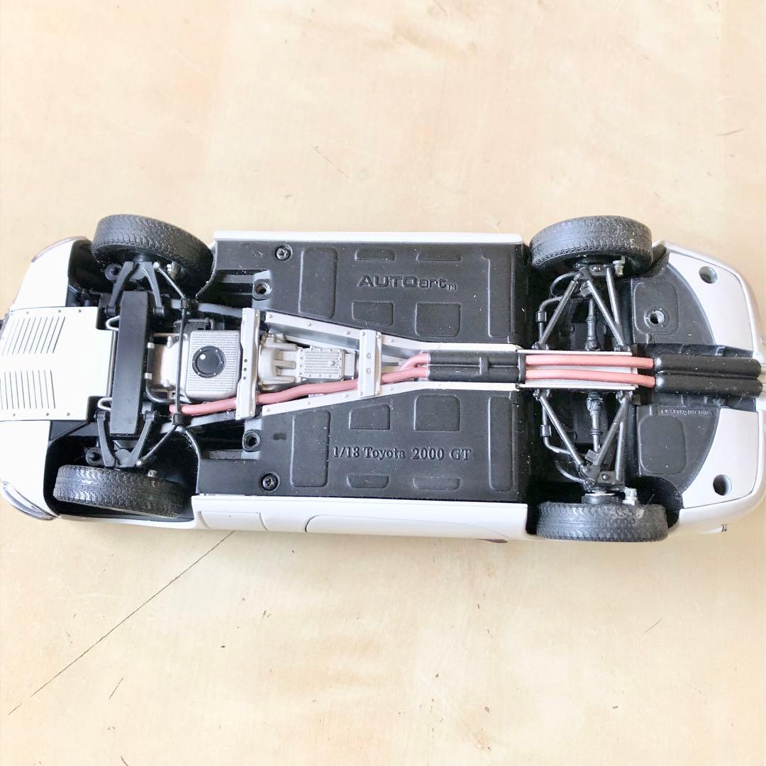 オートアート 1/18 トヨタ2000GT パーツ破損