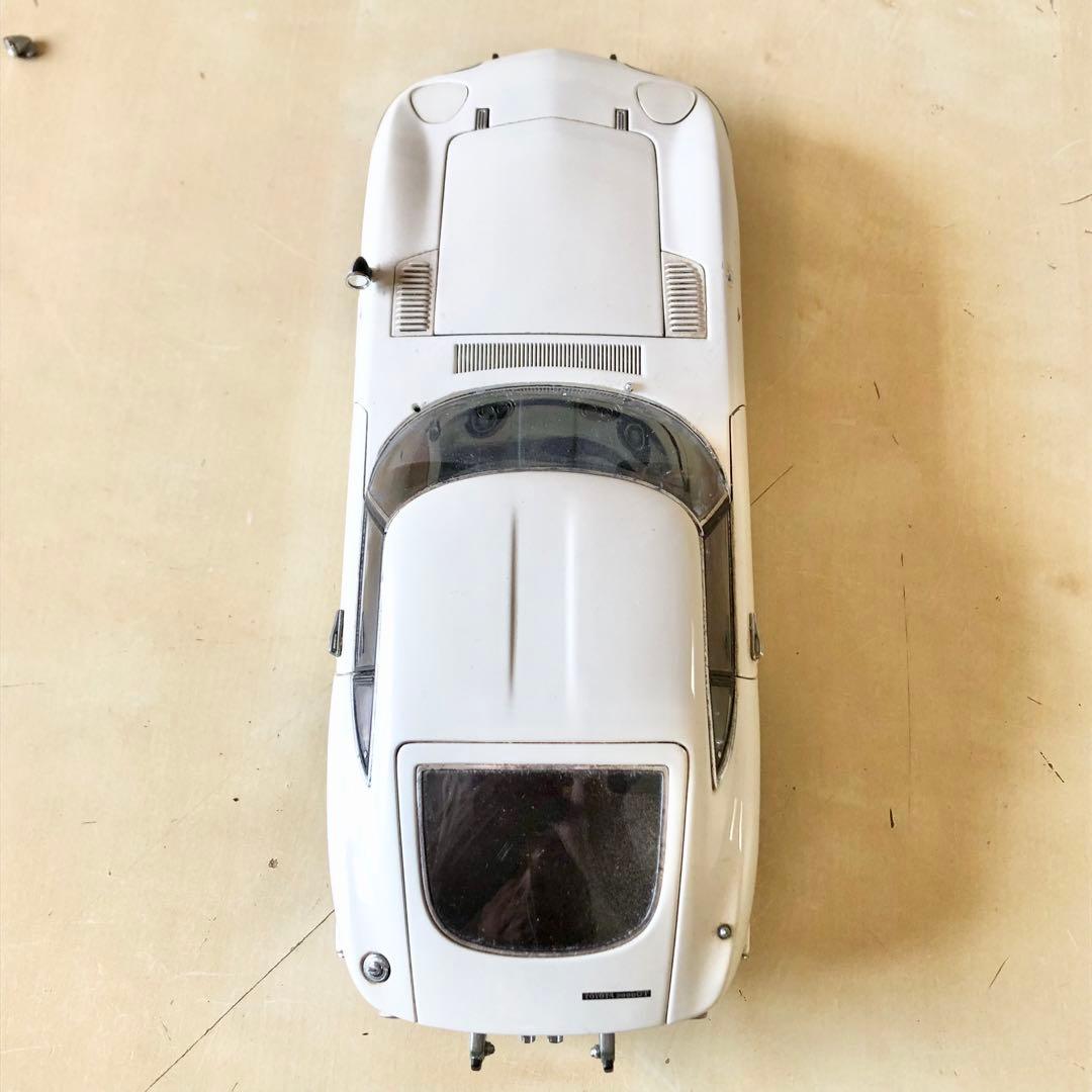 オートアート 1/18 トヨタ2000GT パーツ破損