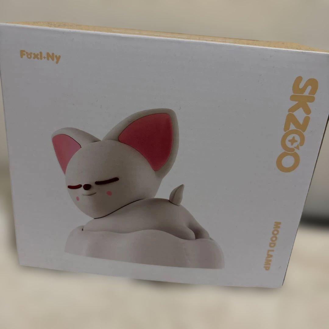 Starykids SKZOO MOOD LAMP アイエン フォクシニー