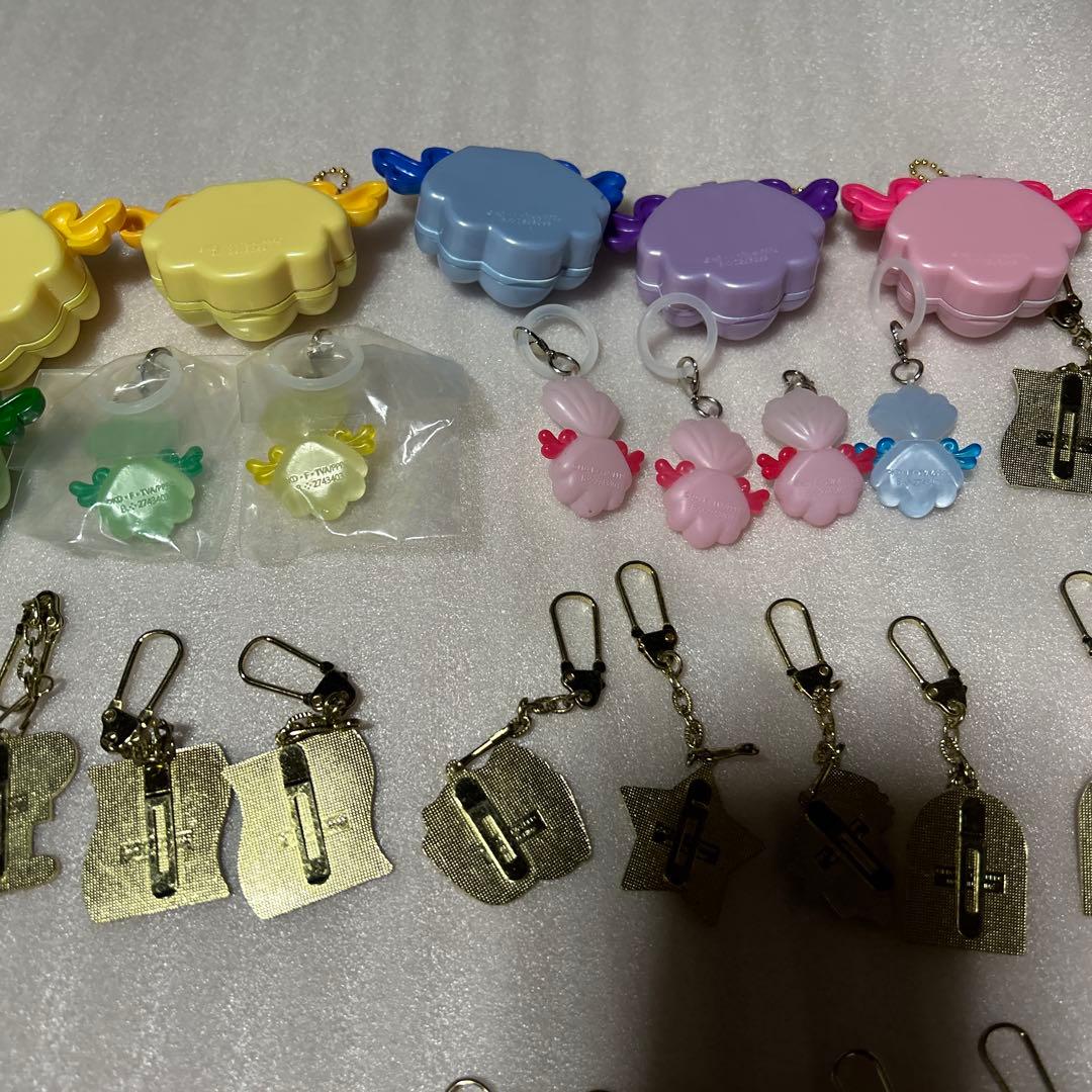 ぴちぴちピッチ グッズ コンパクトミラー めじるしアクセサリー メタルチャーム