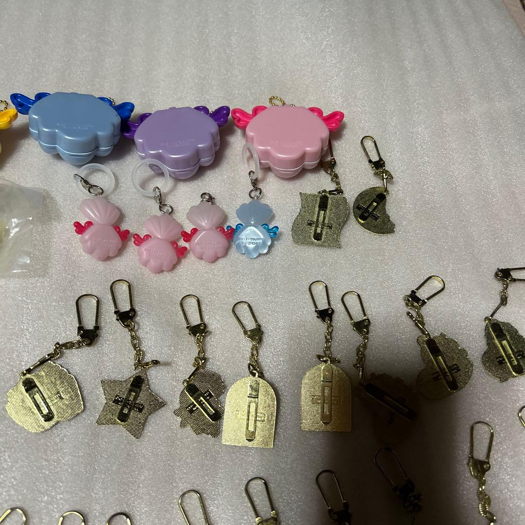 ぴちぴちピッチ グッズ コンパクトミラー めじるしアクセサリー メタルチャーム