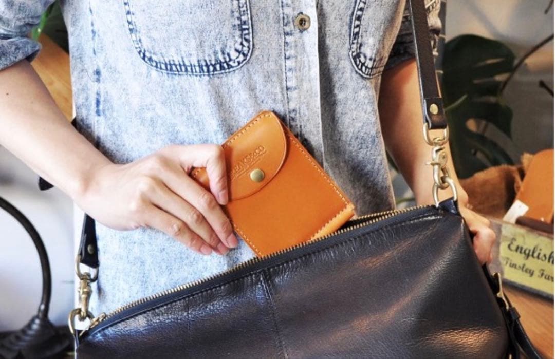 FREAK&CO. マネークリップ 小銭入れ付き キャメル ミニ財布 レザー