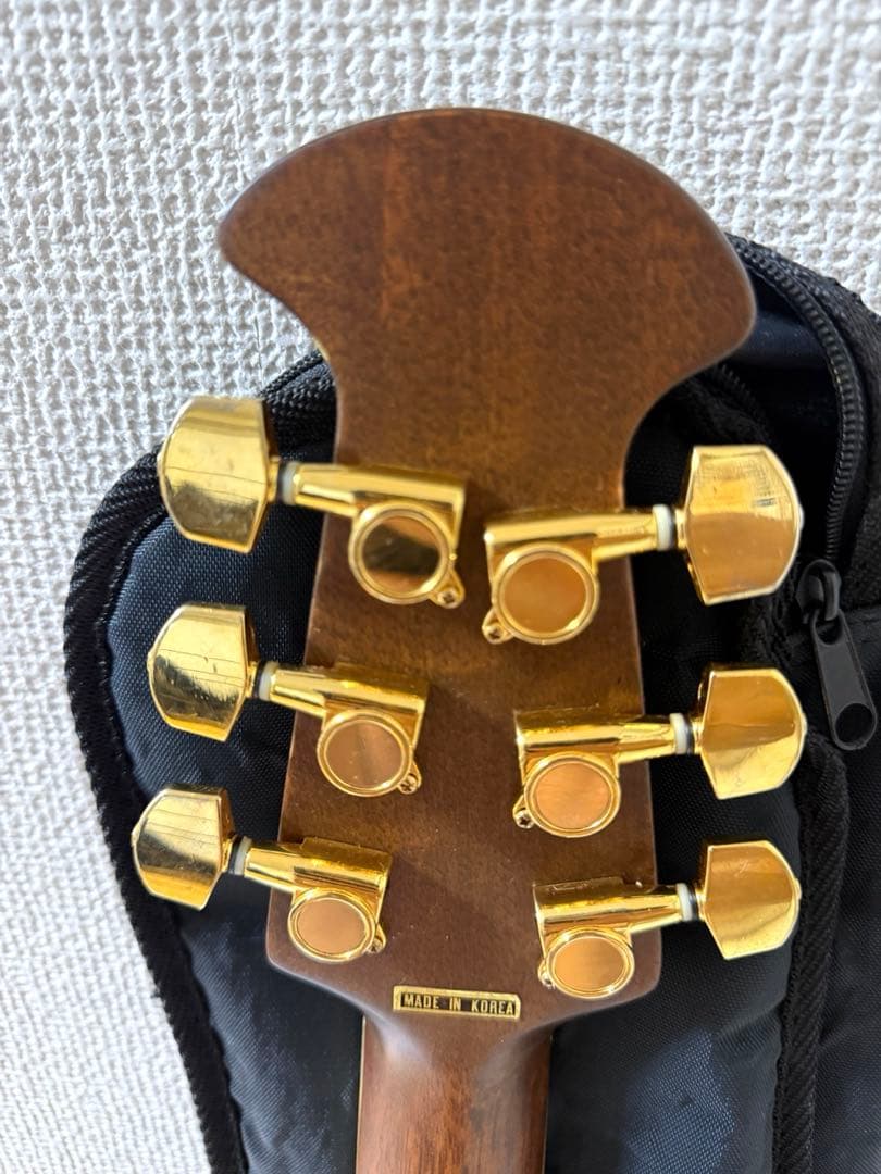 エレキギター、CS257, Ovation Celebrity Deluxe
