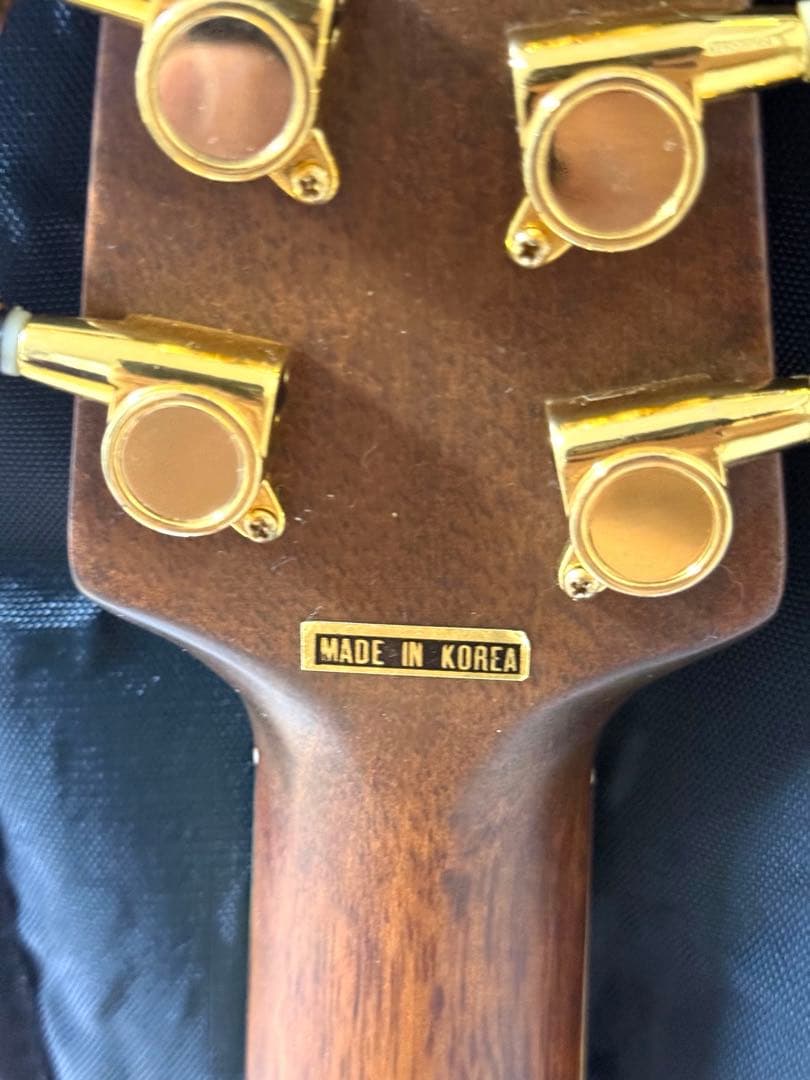 エレキギター、CS257, Ovation Celebrity Deluxe