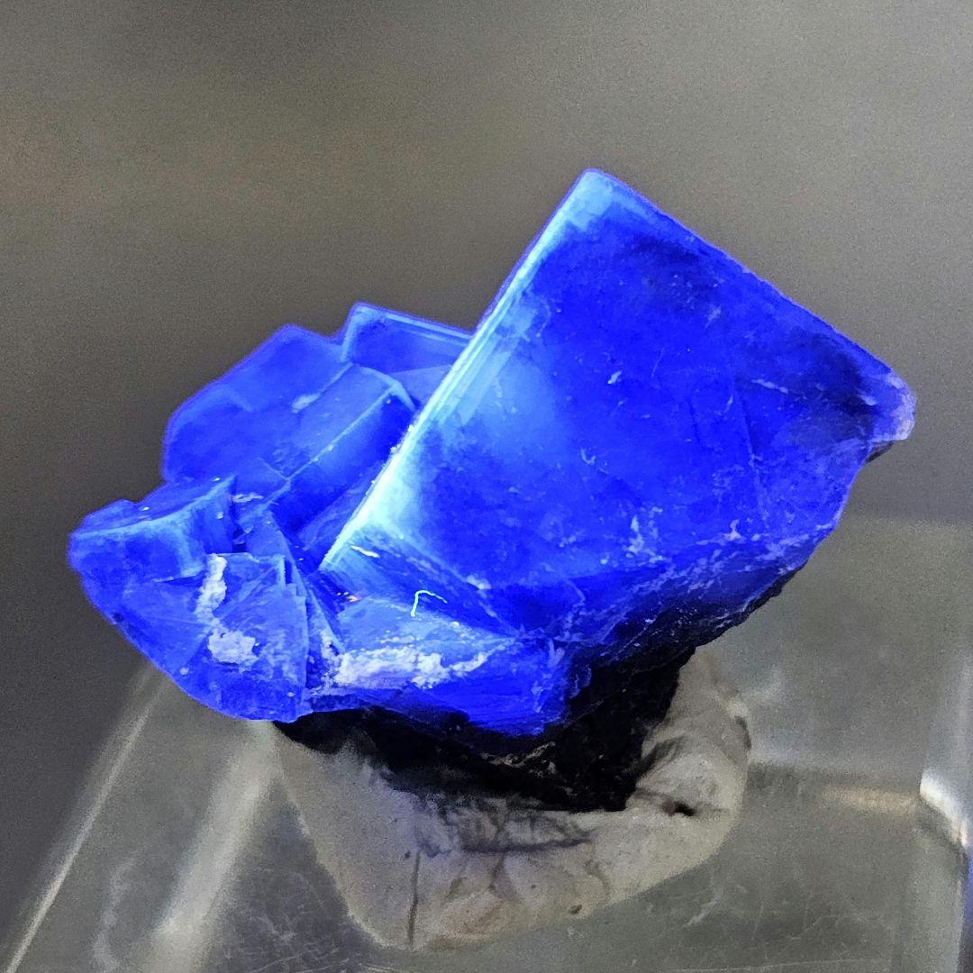 け*る様 美品✨オコルス産 ブルーフローライト原石