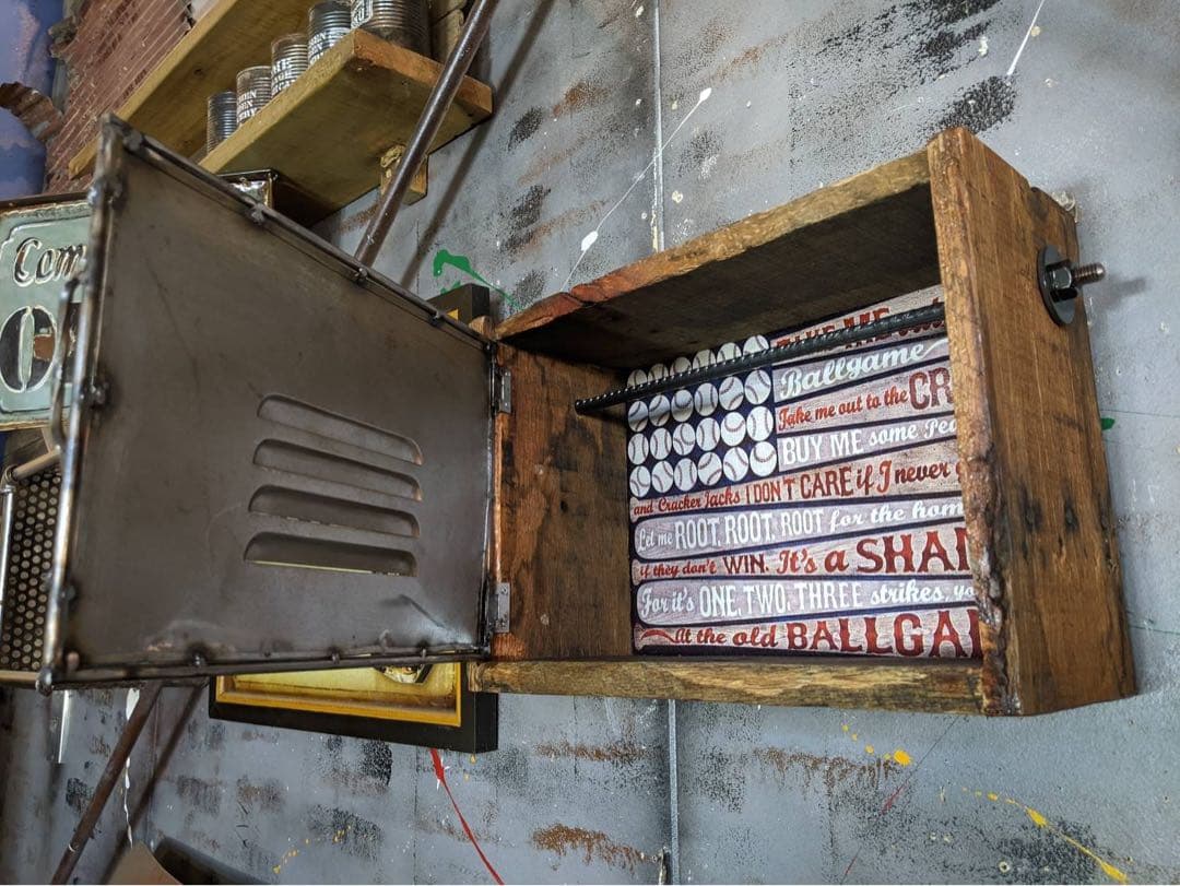 ヴィンテージウッドがクールなキーボックス アメリカンヴィンテージを感じるケース