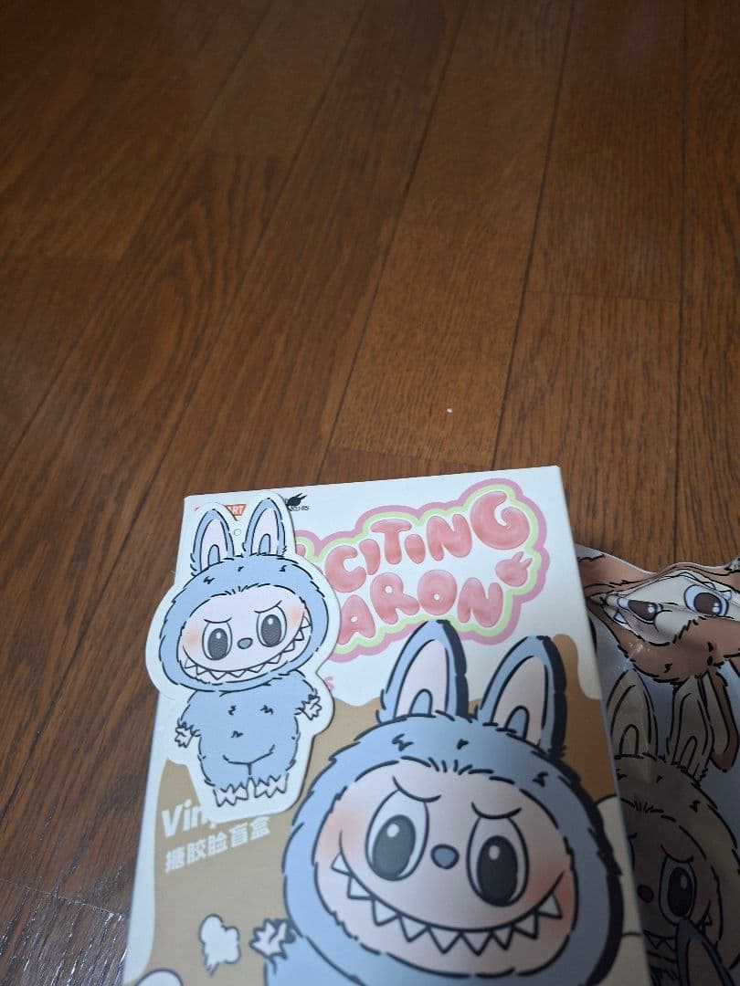 Labubu Exciting Macaron ぬいぐるみ