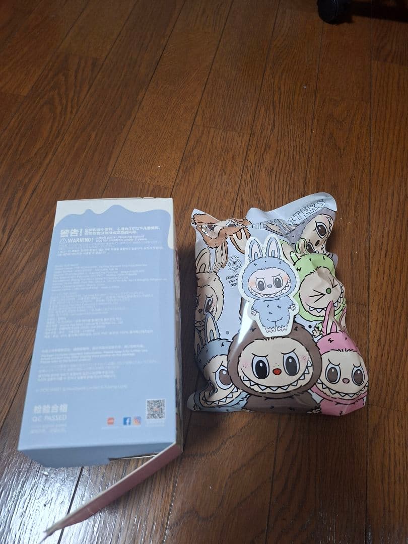 Labubu Exciting Macaron ぬいぐるみ