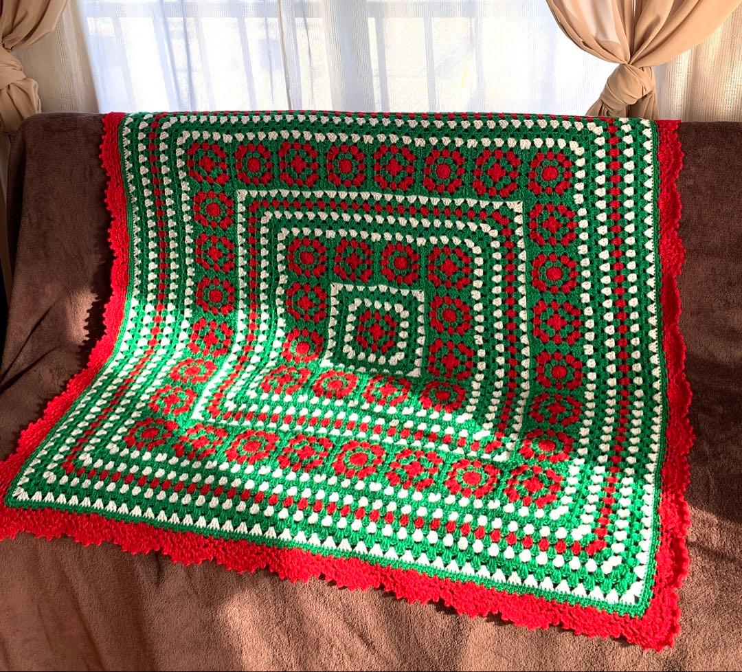【値下中】　手編み　グラニースクエア　ブランケット　かぎ針編み　ハンドメイド