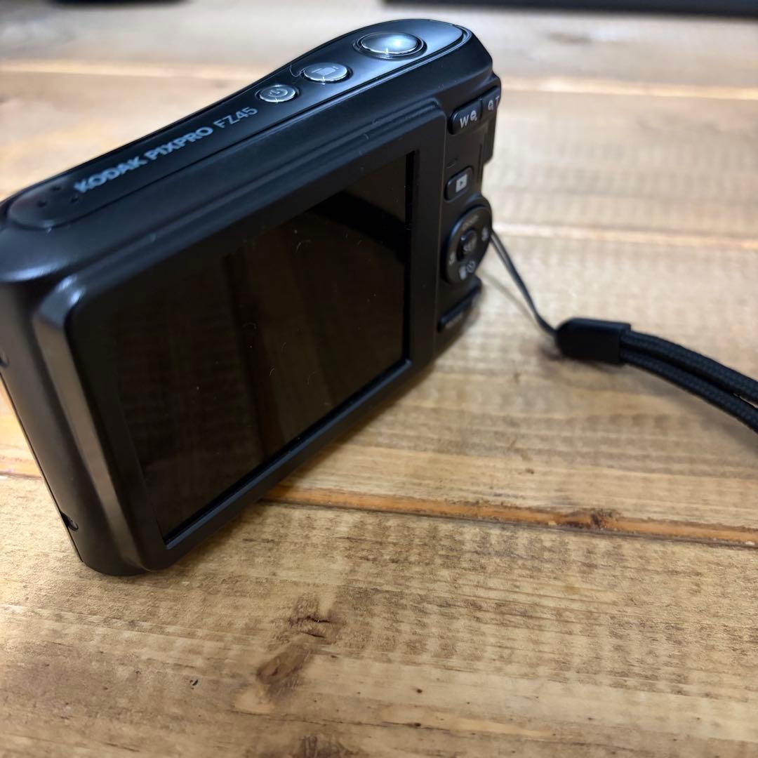 【32GBメモリカード付き】KODAK PIXPRO ブラック FZ45BK