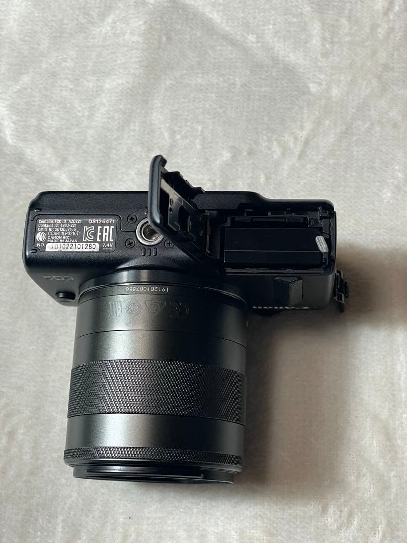 Canon EOS M2 レンズキット♥️Wi-Fi内蔵