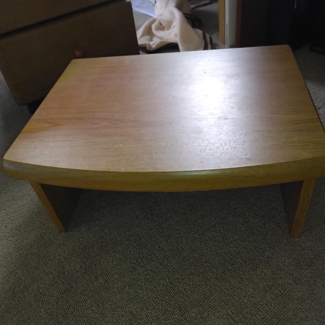 新春大セール！美品！木製デスクPC置き台付きワゴン引き出し2つ付き ブラウン