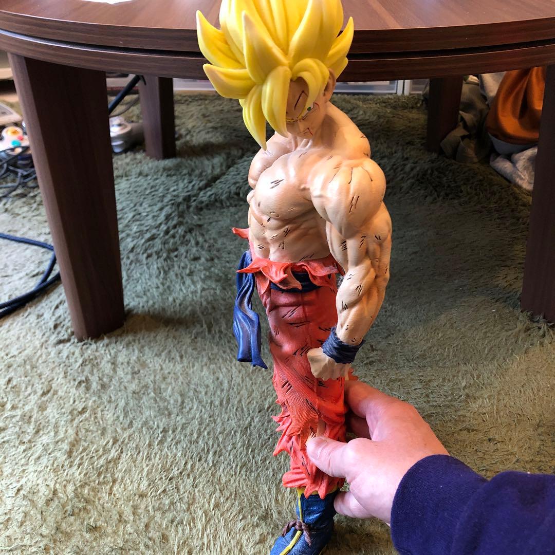 値下げ！超サイヤ人孫悟空 フィギュア 箱無し 自立不可