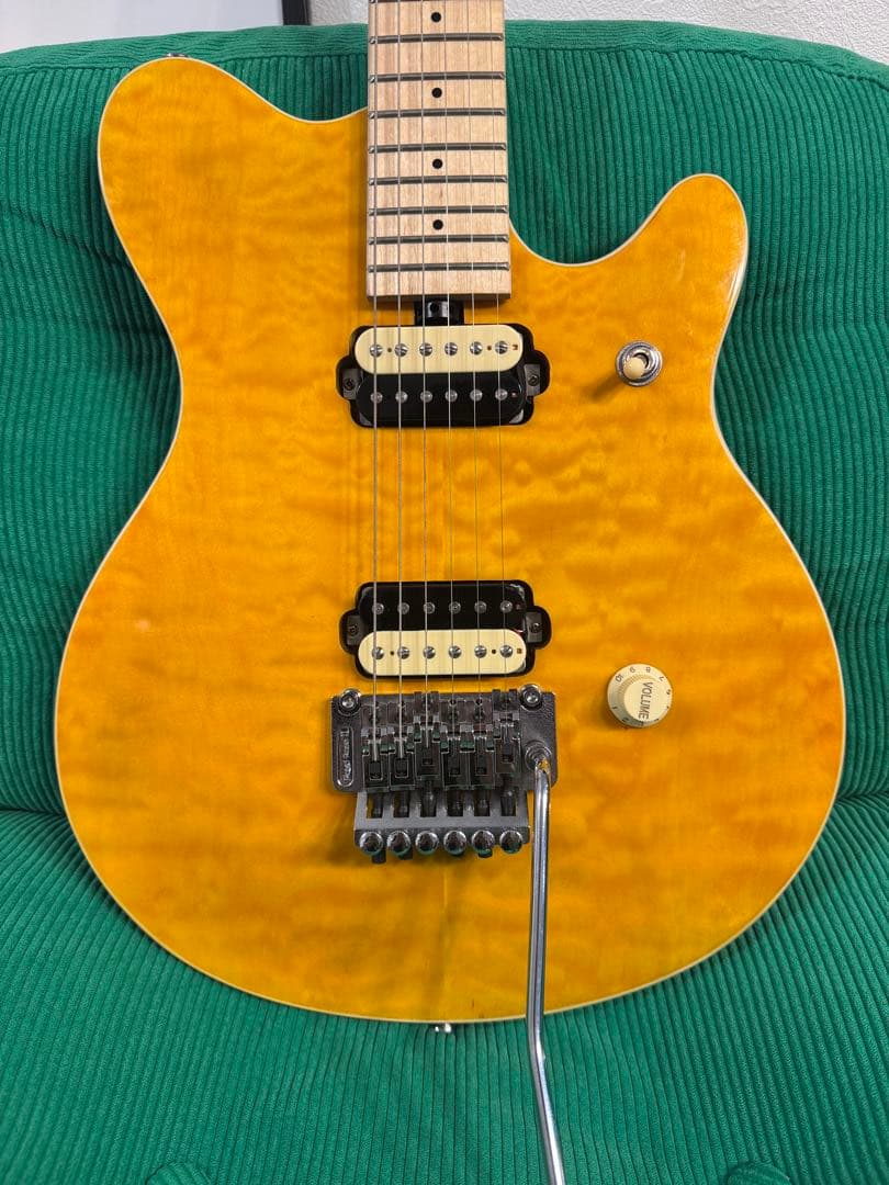 【変更あり】ノーブランド　MUSIC MAN EVH風　ギター