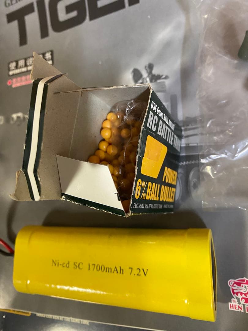 ヘンロン　German Tiger I 1/16 ラジコン