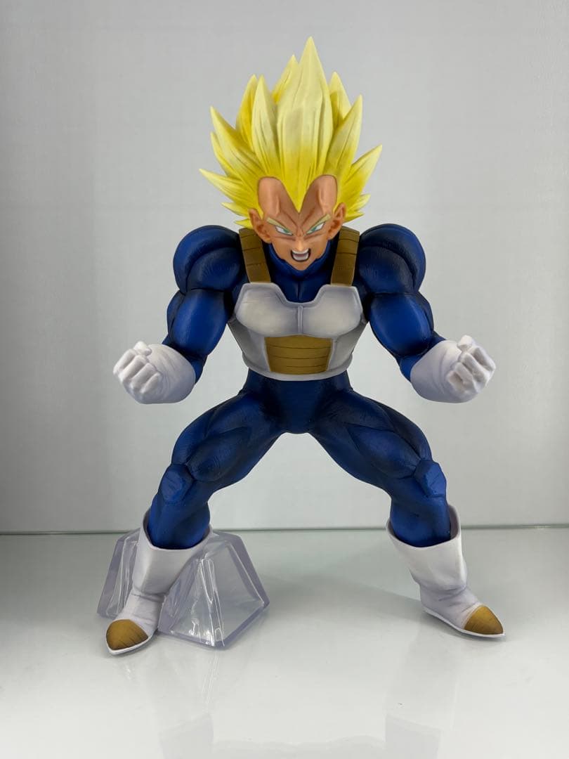 ドラゴンボール　一番くじ　フィギュア　超トランクス　ベジータ