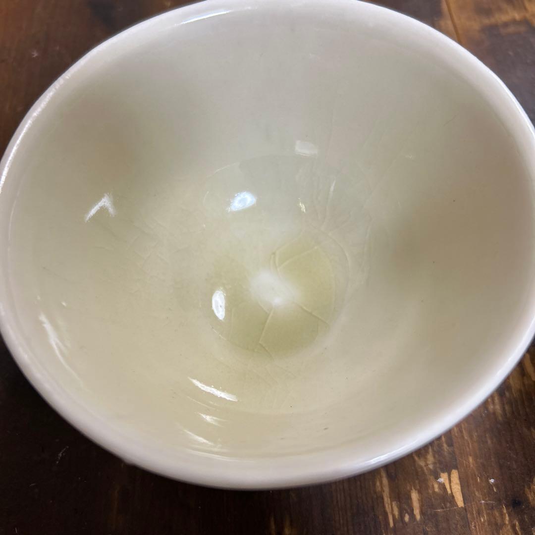 作家　陶芸作家　いっちん　ボツボツが可愛い白い飯碗　2つ