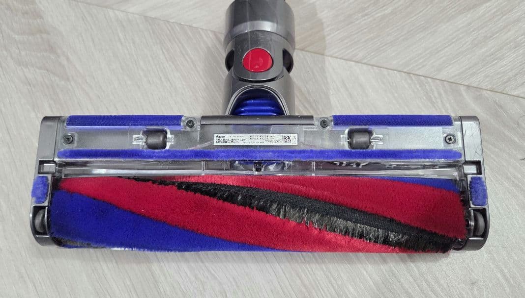 ①ダイソン dyson V8 slim純正 スリムソフトローラークリーナーヘッド