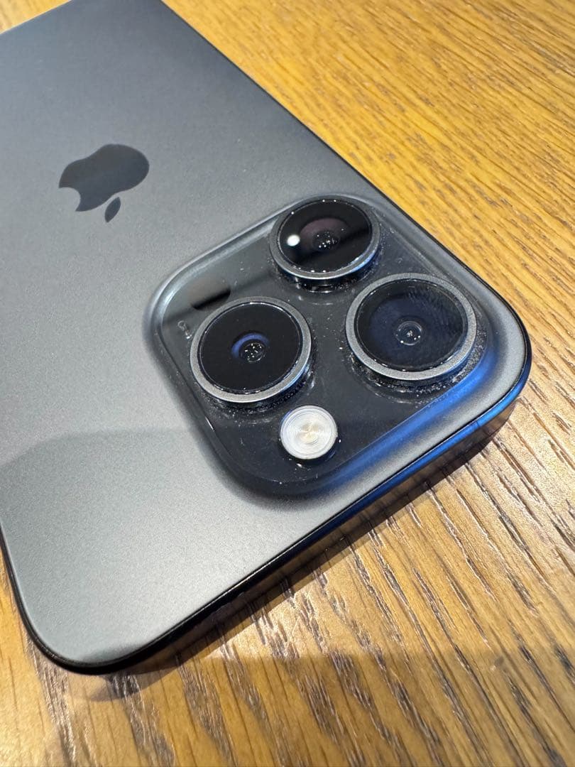 Apple iPhone 15 Pro スペースグレー 256 GB 本体のみ