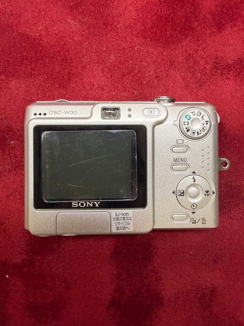 動作確認済デジカメSONY Cyber-shot DSC-W30