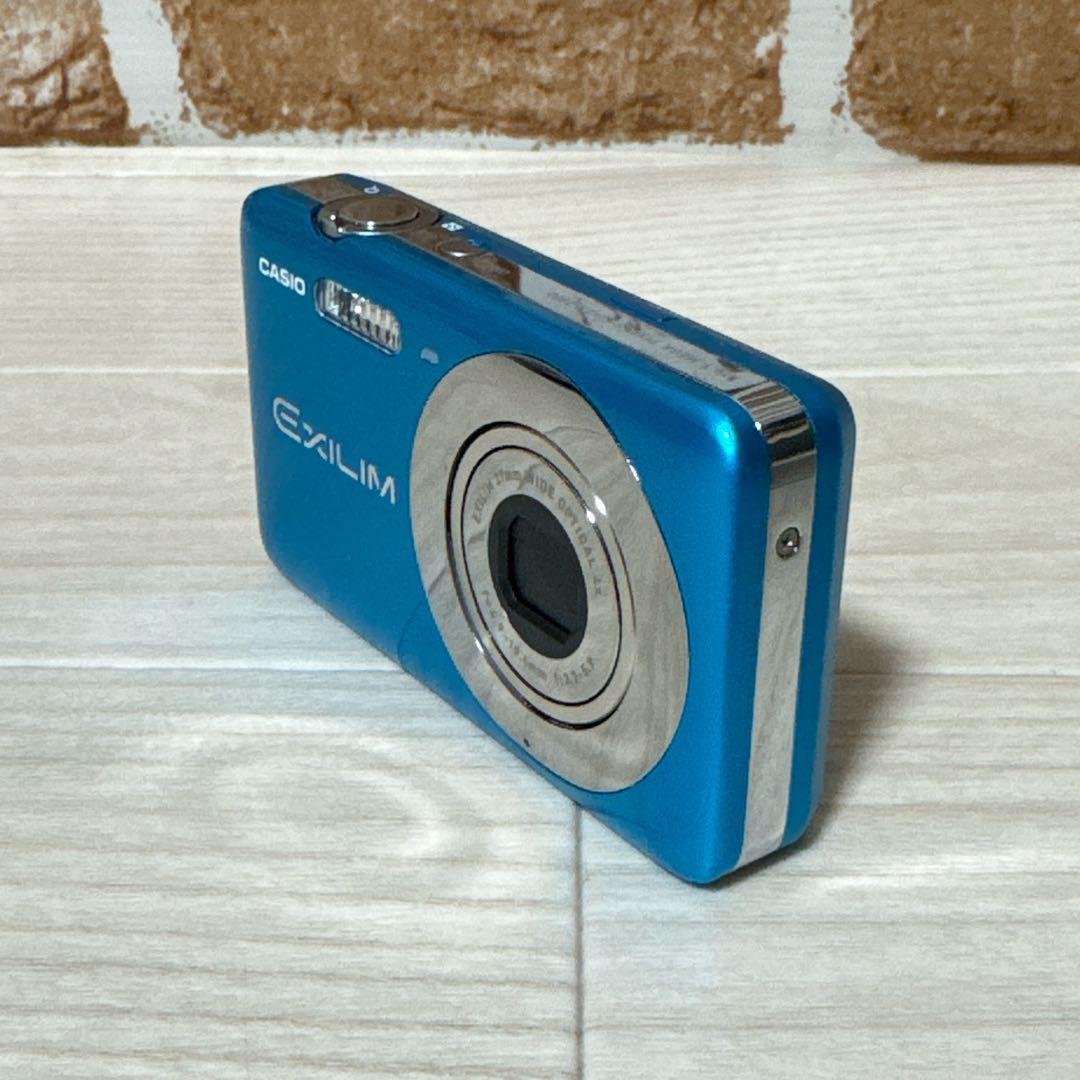 CASIO EX-Z800 EXILIM デジカメ 1410万画素　コンパクト