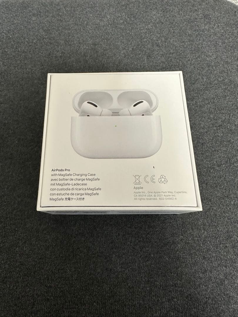 【正規品】AirPods pro 第1世代 MagSafe充電ケース付き