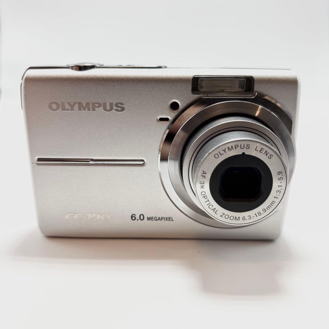 【美品】OLYMPUS FE-190 シルバー コンパクトデジタルカメラ