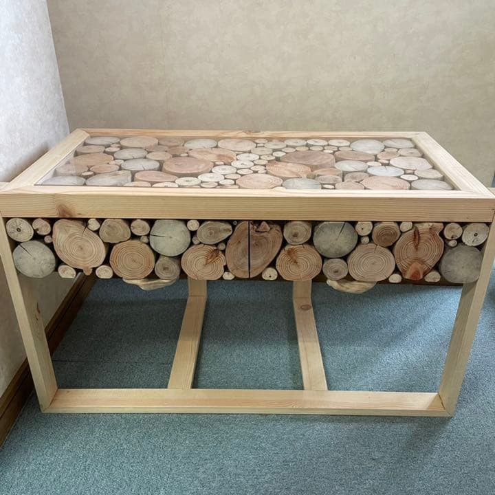 切り株を敷き詰めたローテーブルセンターテーブル