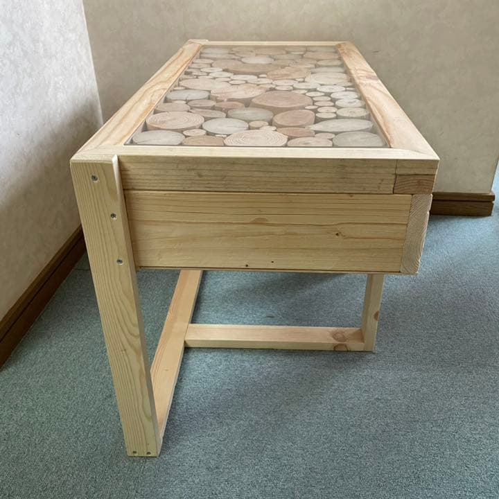 切り株を敷き詰めたローテーブルセンターテーブル