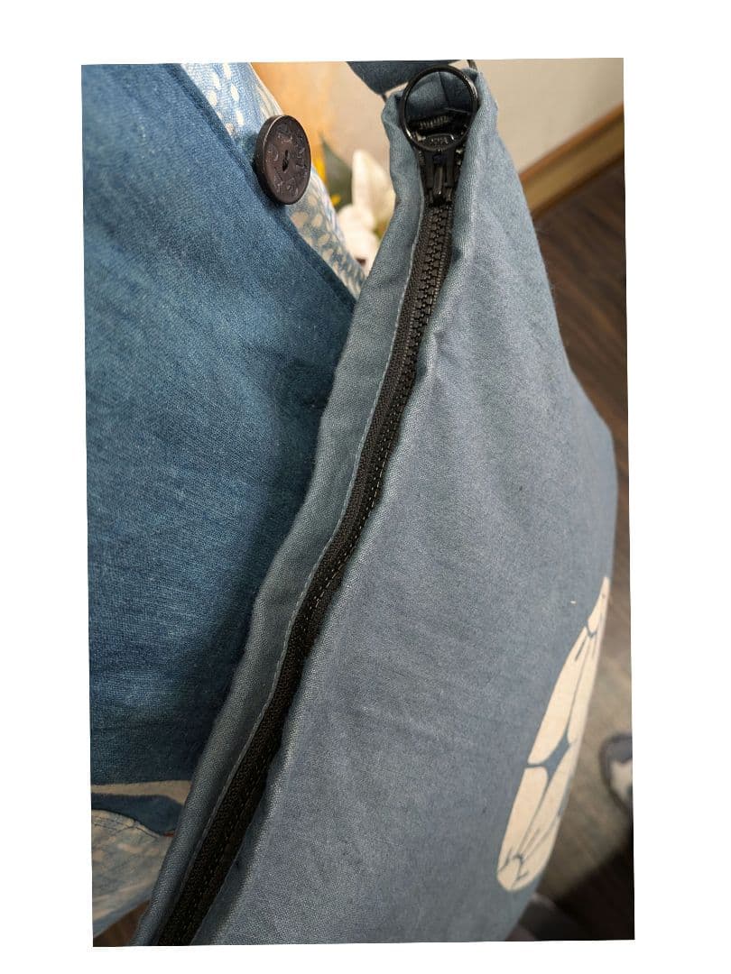 藍染筒描き(古布風呂敷から)のショルダーバック　　古布リメイク