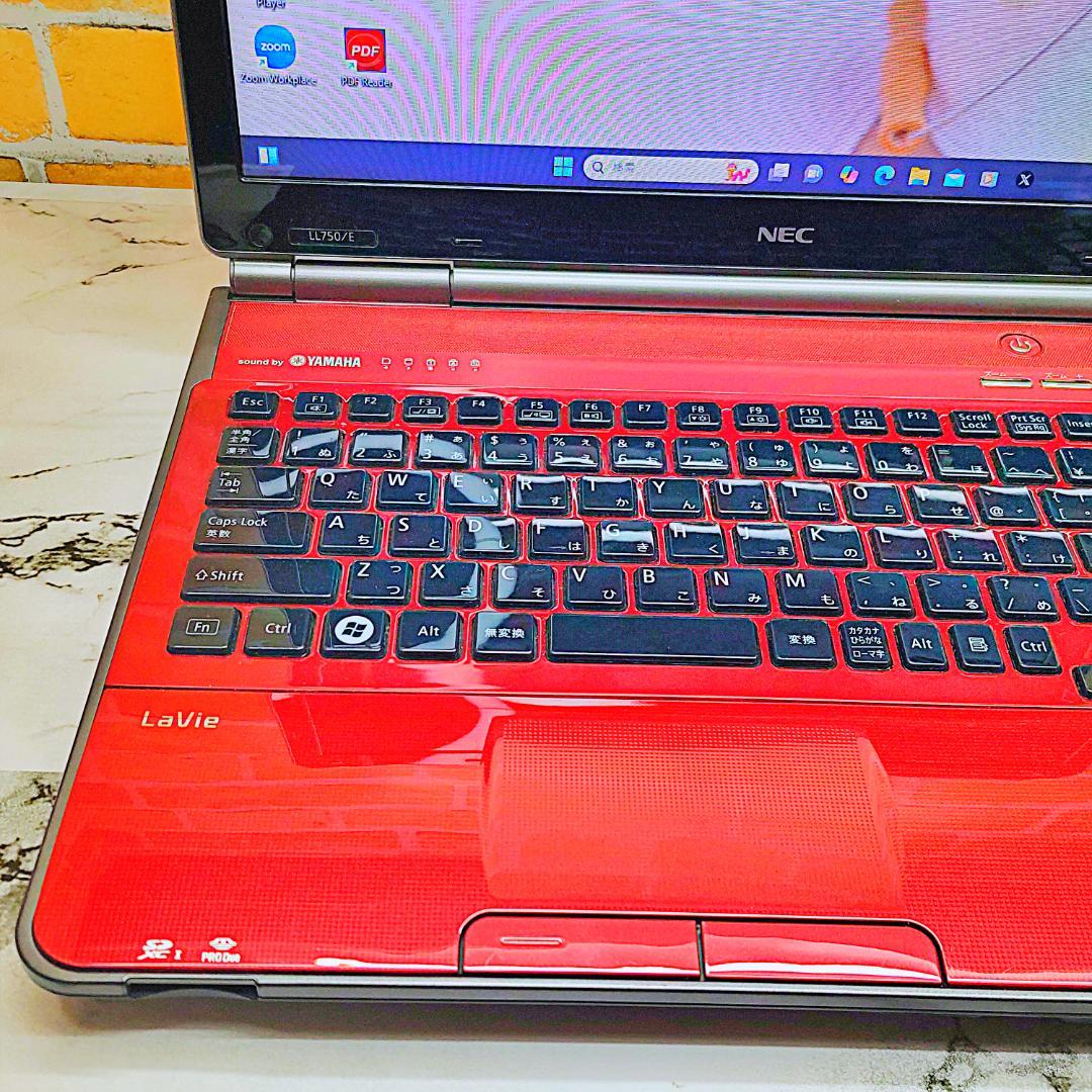 ハイスぺノートパソコン❤️爆速SSD☘️Blu-ray・高性能Core-i7❣️