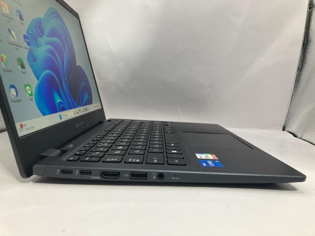 2022年製✨超軽量978g！第12世代i5/16GB/新品SSD512GB