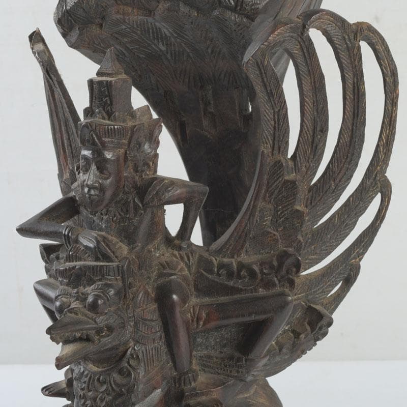 バリ島　インドネシア　木彫　ガルーダ像　置物　V　9380