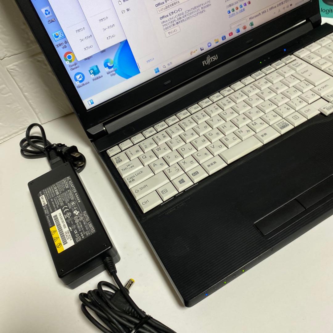 Windows11 オフィス2024年SSD 512GB メモリ16GB 富士通