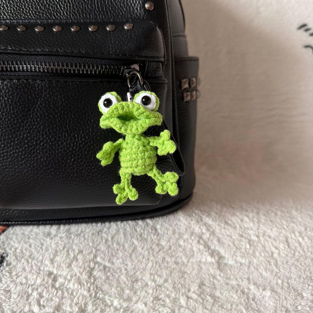 カエル 編み物 チャーム キーホルダー ストラップ あみぐるみ