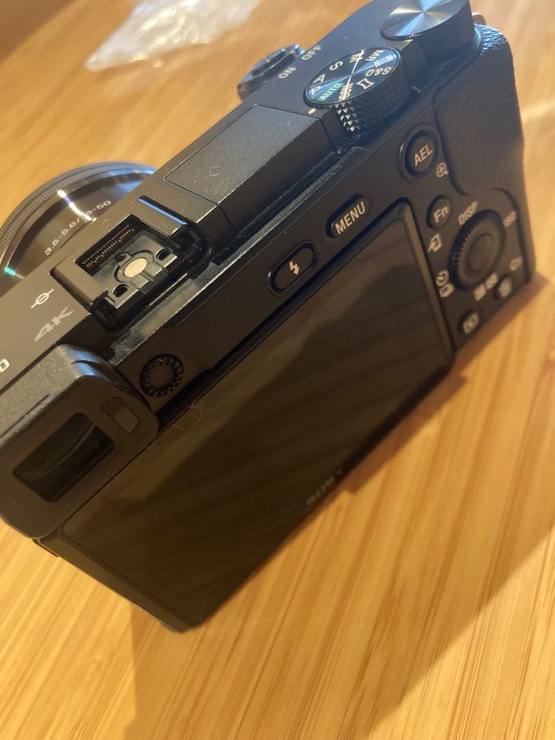 SONYミラーレス一眼カメラ α6100 レンズキッド