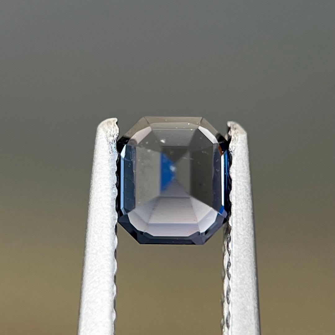 スリランカ産非加熱天然ブルースピネル