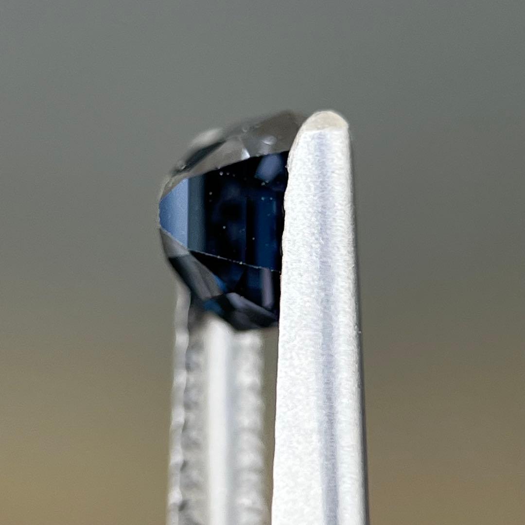 スリランカ産非加熱天然ブルースピネル