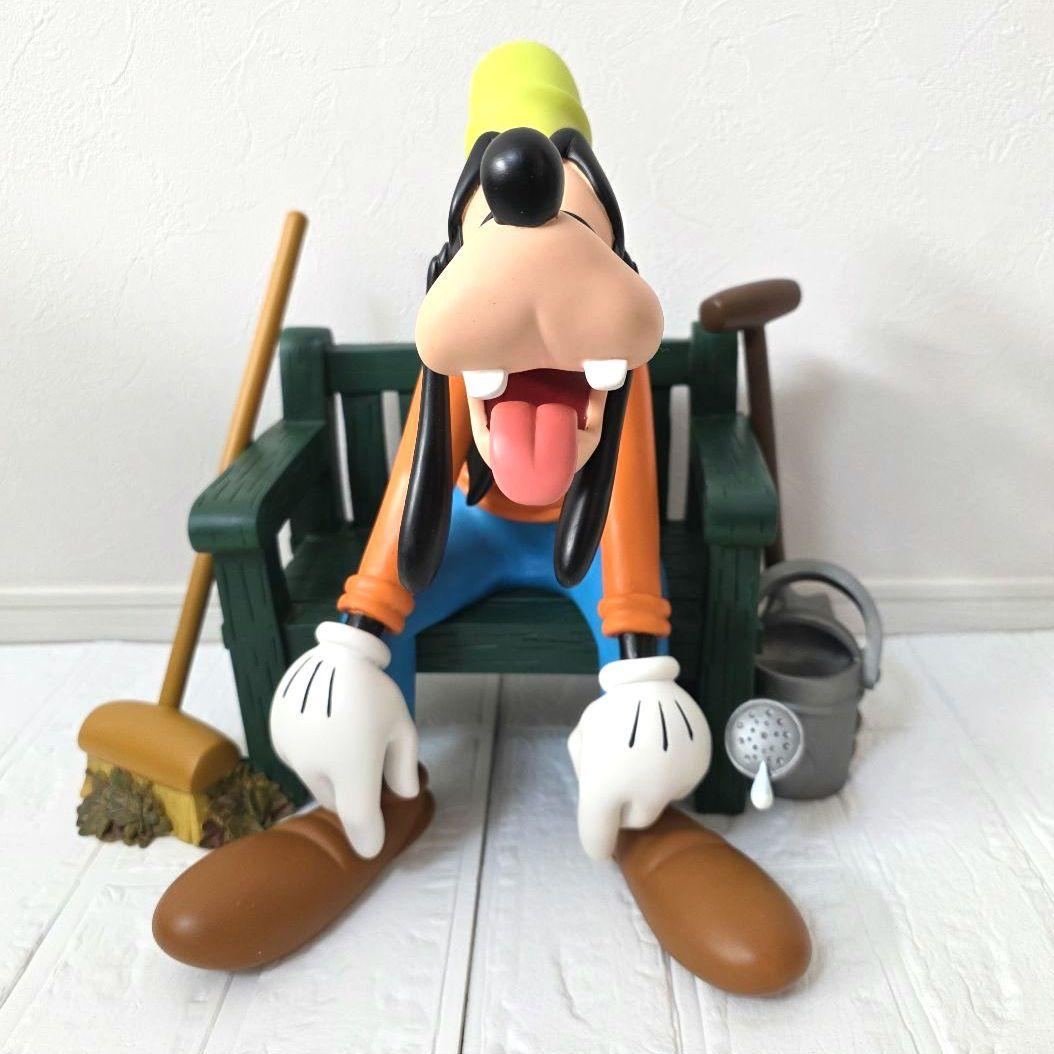 【グーフィー】グーフィー　オン　ベンチ　ビッグフィギュア　箱あり　未使用　希少