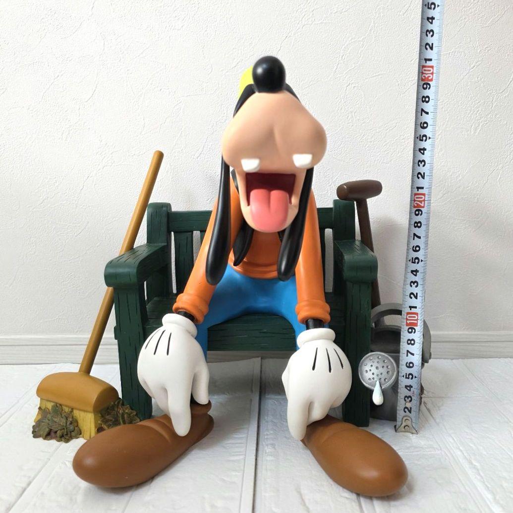 【グーフィー】グーフィー　オン　ベンチ　ビッグフィギュア　箱あり　未使用　希少