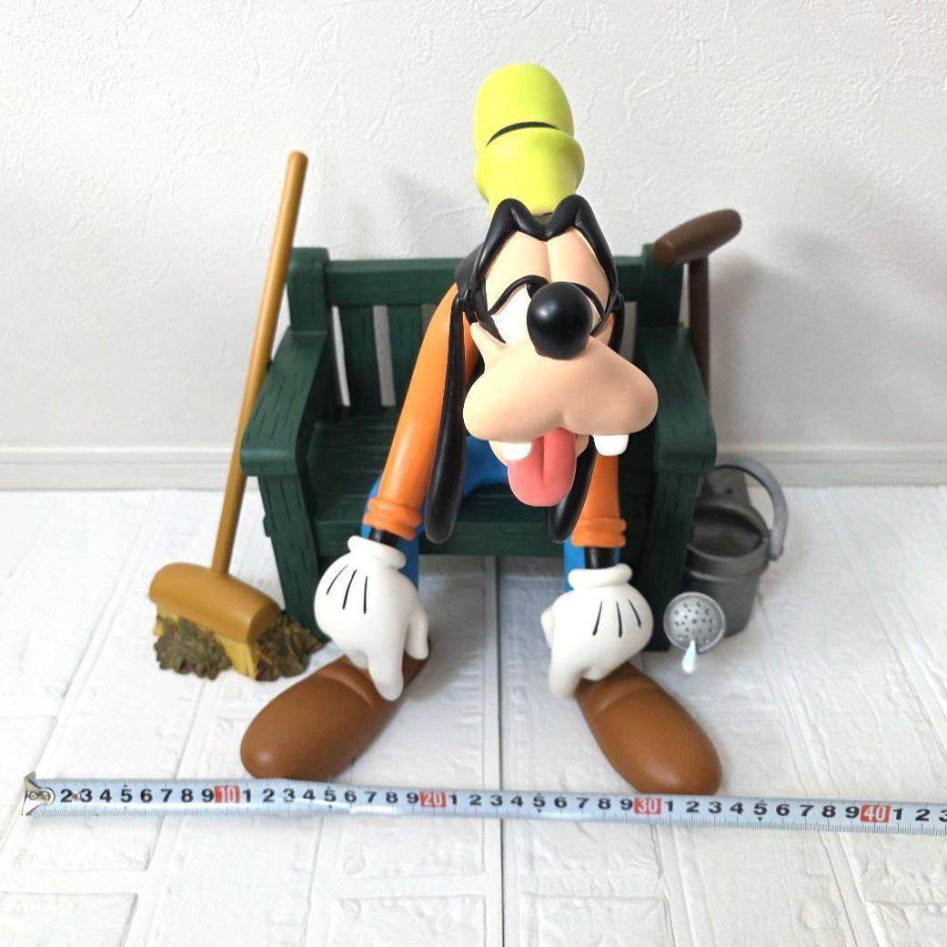 【グーフィー】グーフィー　オン　ベンチ　ビッグフィギュア　箱あり　未使用　希少