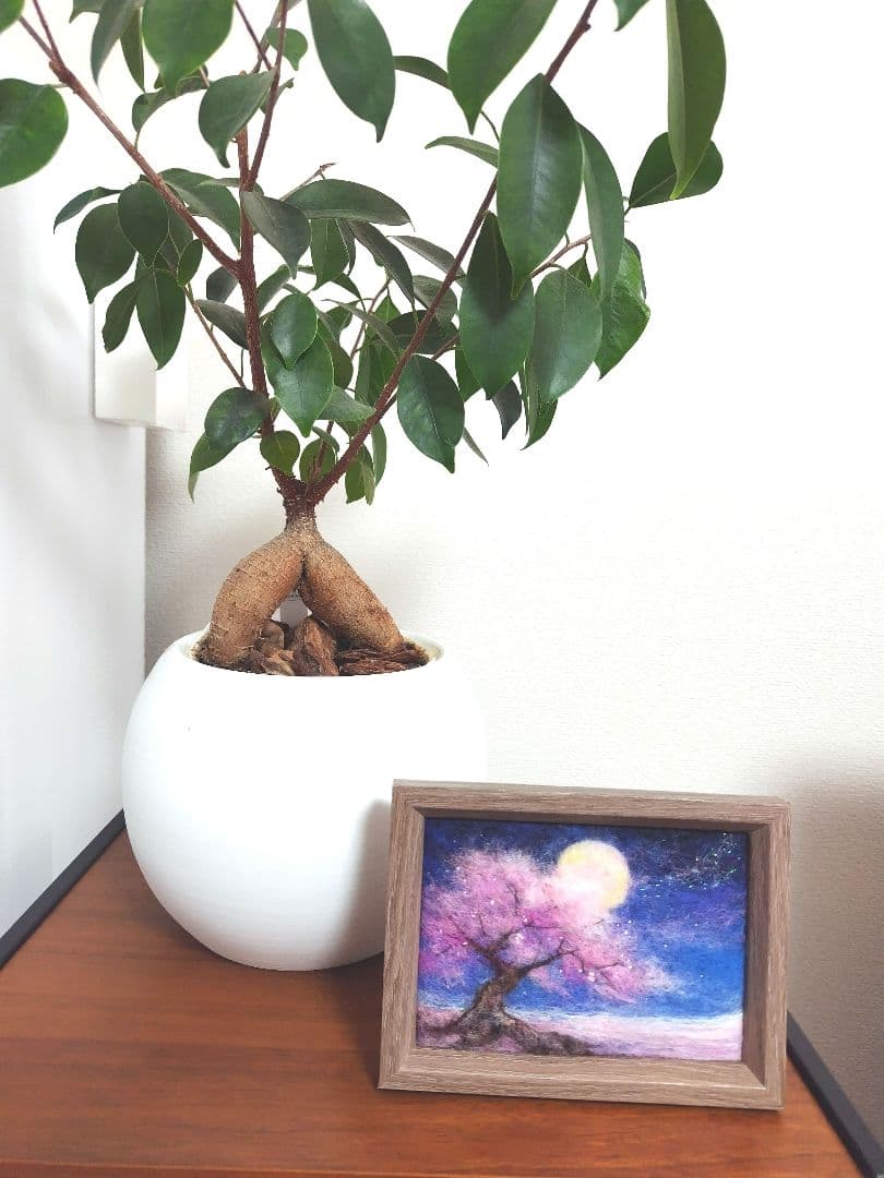 羊毛フェルト　ハンドメイド　フレーム　刺繍　絵画　月光の一本桜
