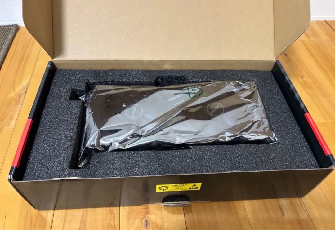 AMD Radeon RX 7800 XT 16GB 美品