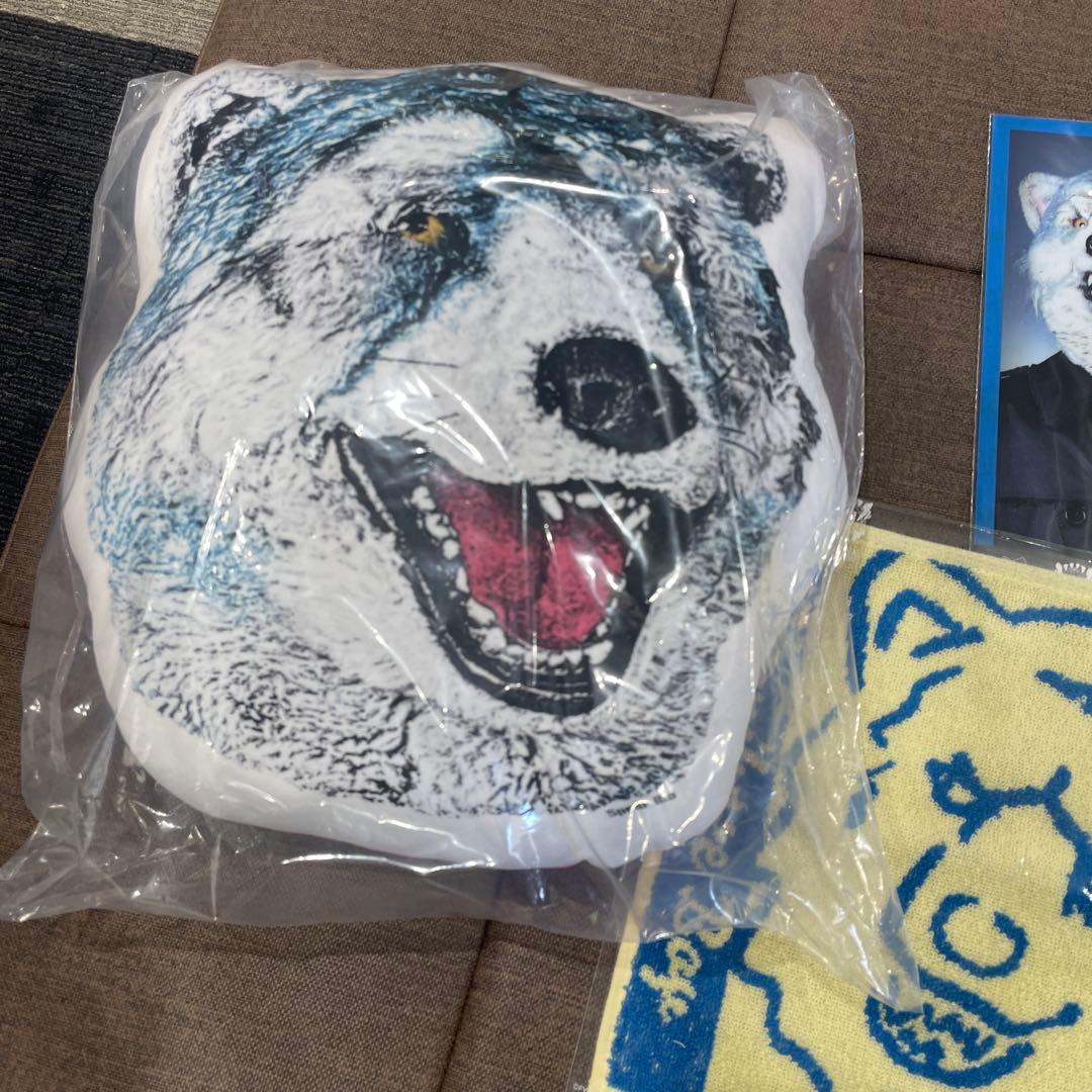 マンウィズ・ア・ミッション　クッションとタオルの6点セット