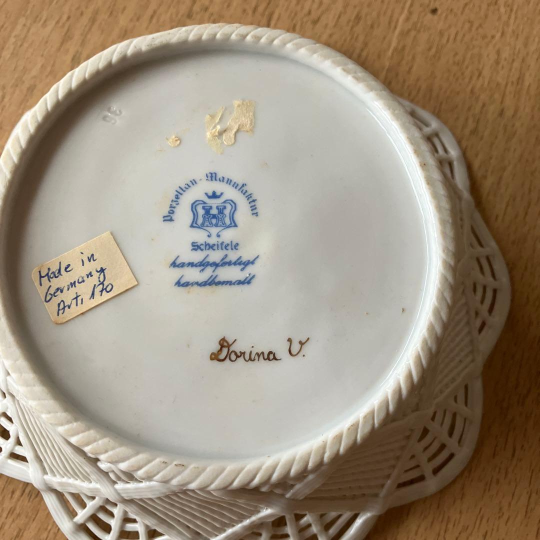 ドイツ　Scheurich 手描き花柄陶器プレート