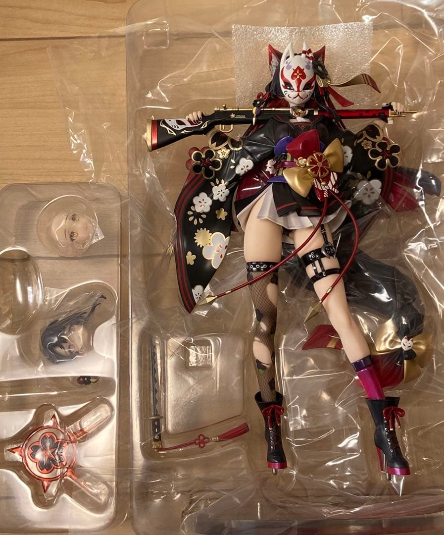 【開封済】ブルーアーカイブ　ワカモ　フィギュア　ネオンマックス　再販版