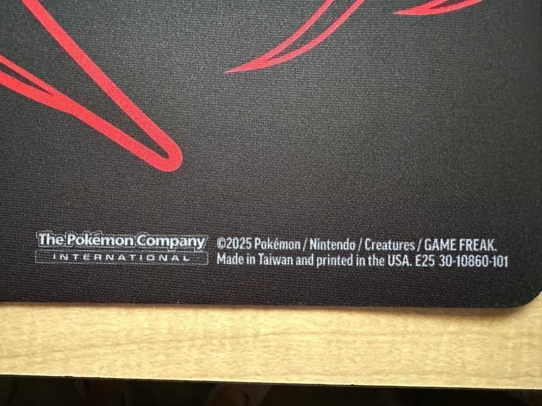 ファイヤー ロケット団 プレイマット 公式品 ポケモンカード