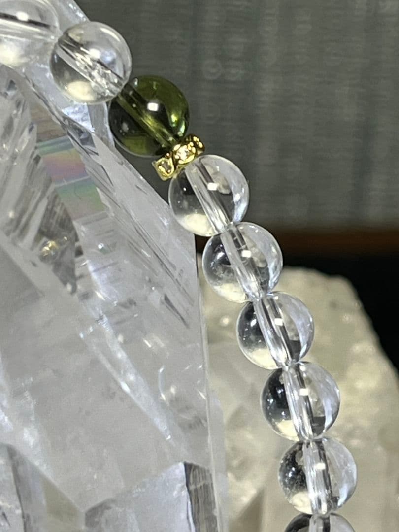 【強い波動で覚醒を促す、宇宙の贈り物】モルダバイトxブラジル産水晶