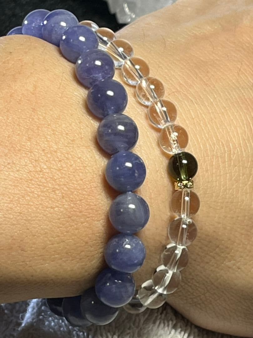 【強い波動で覚醒を促す、宇宙の贈り物】モルダバイトxブラジル産水晶